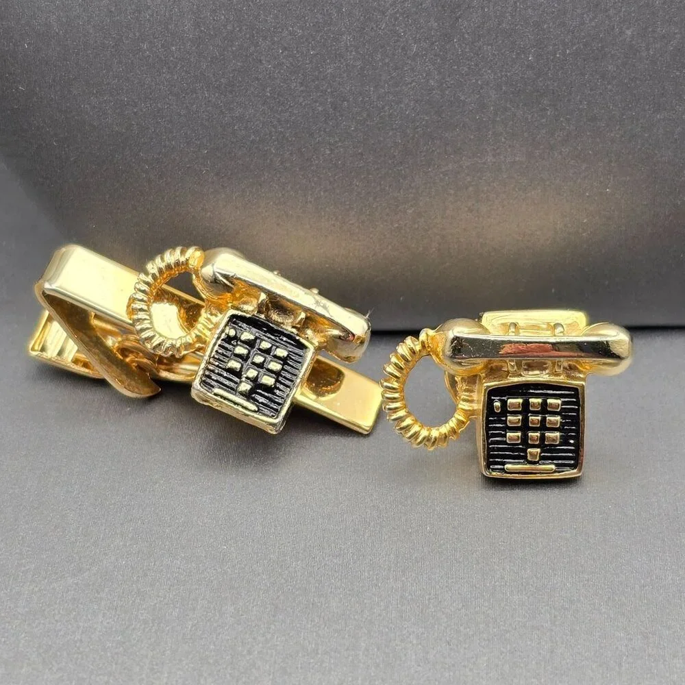 VTG Rugin Gold Tone Retro Push Button Telephone Tie Clip & Pin Set